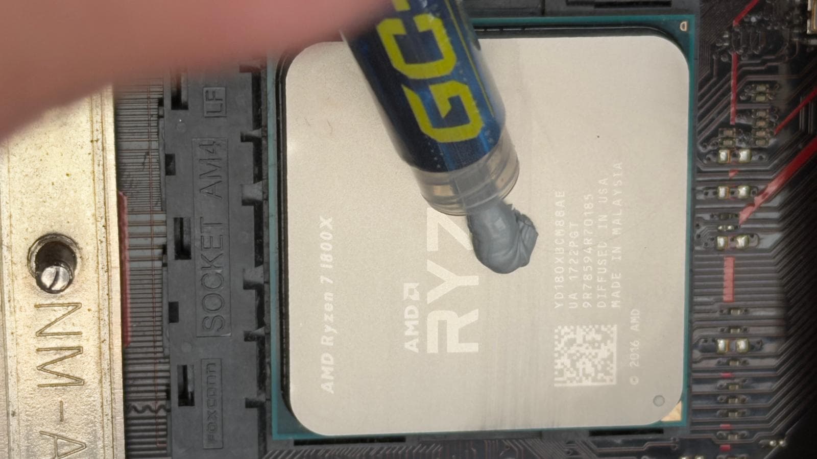 Pasta termica server: 20 gradi recuperati sul Ryzen del cluster con GELID GC-5