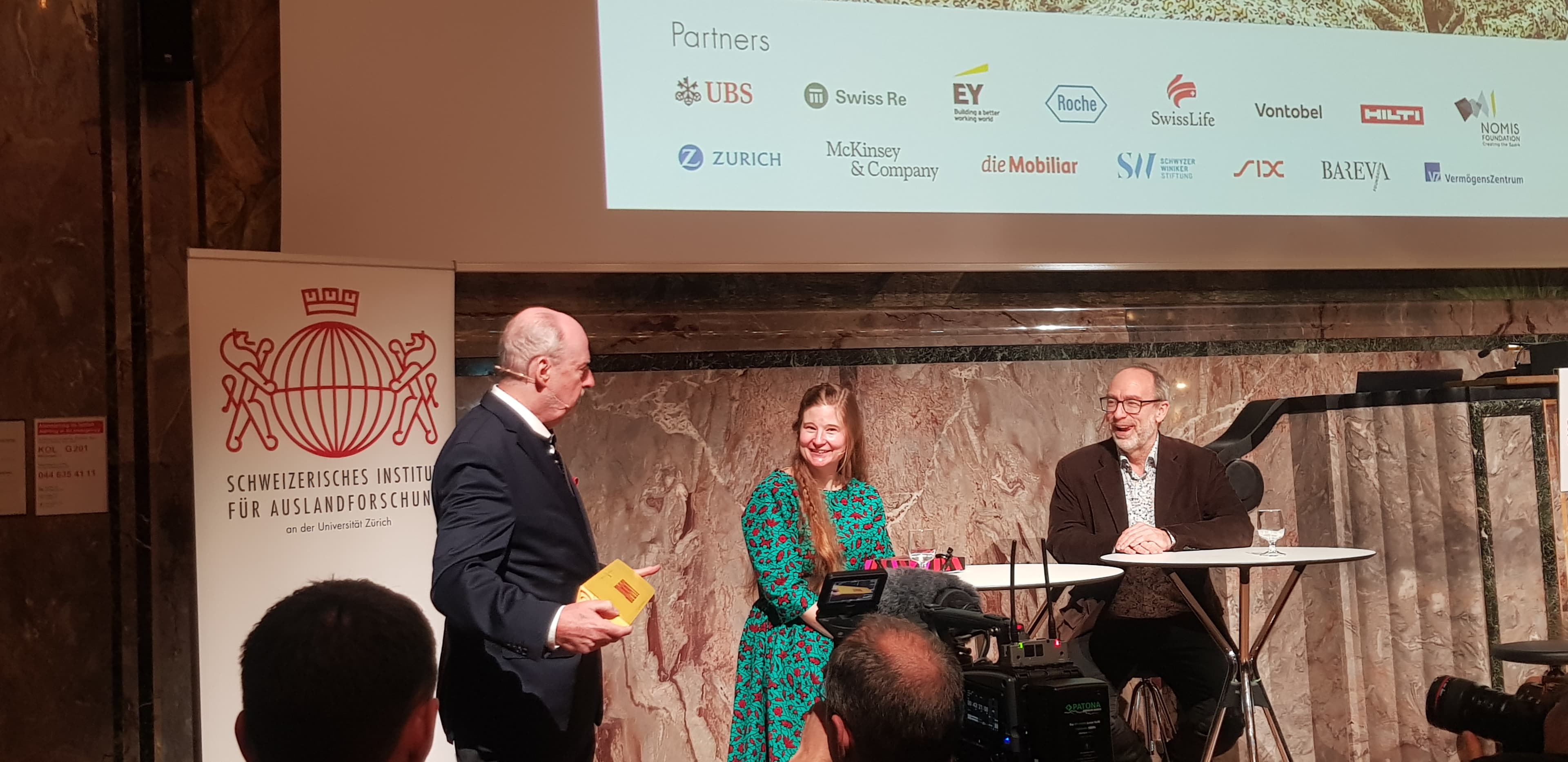 Jimmy Wales all'Università di Zurigo parla di Wikipedia e intelligenza artificiale